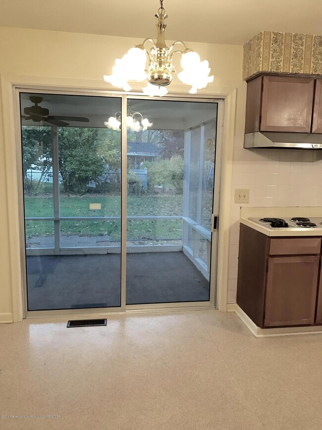 3723 Weger Place, Lansing, MI 48910 - photo 7