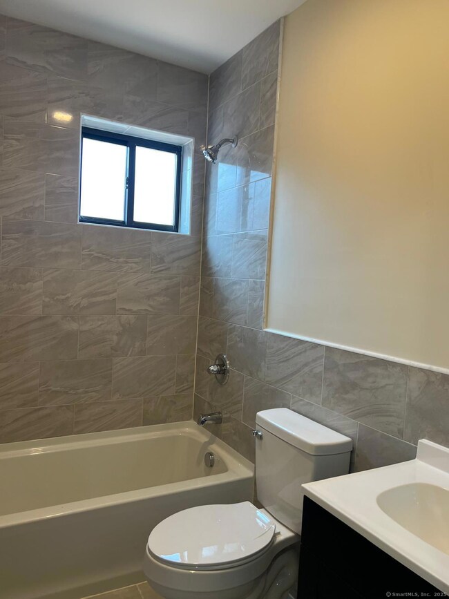 79 Barbour St unit N1, Hartford, CT 06120 - photo 6