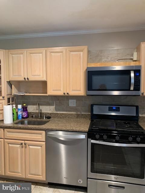 5649 Whitby Rd, Baltimore, MD 21206 - photo 7