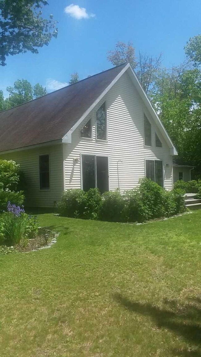 12 Seal Point Circle new