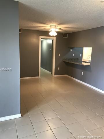 15430 SW 82nd Ln unit 617, Miami, FL 33193 - photo 3