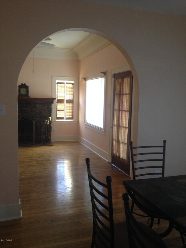 335 N Park Ave, Tucson, AZ 85719 - photo 7