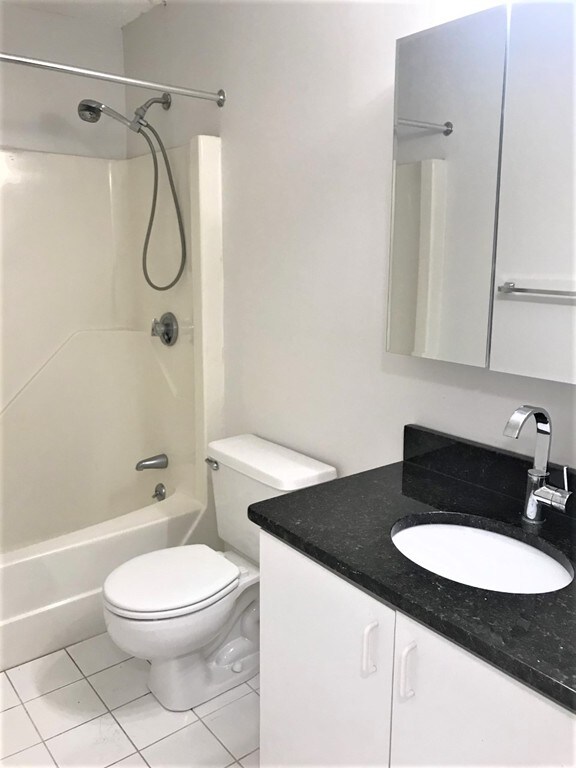 38 Lyme St unit 206, Malden, MA 02148 - photo 6