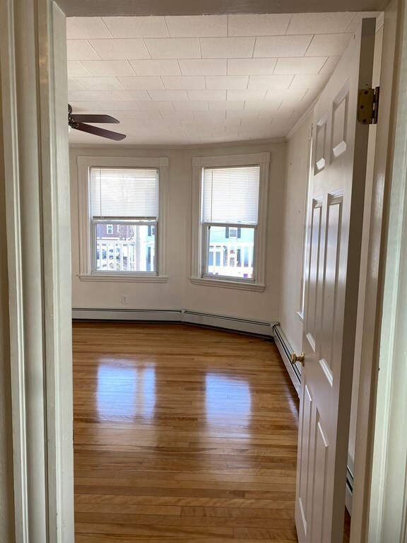 317 Lafayette St unit 2L, Salem, MA 01970 - photo 3