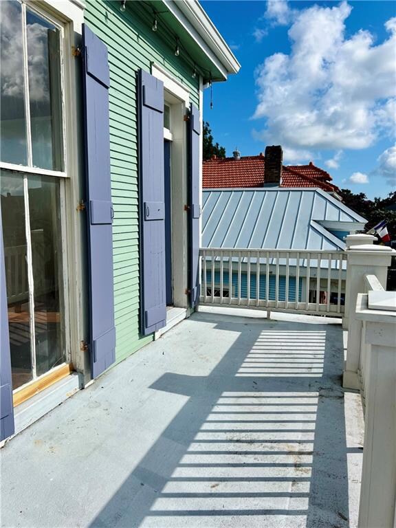 1517 Crete St unit 2A, New Orleans, LA 70119 - photo 6