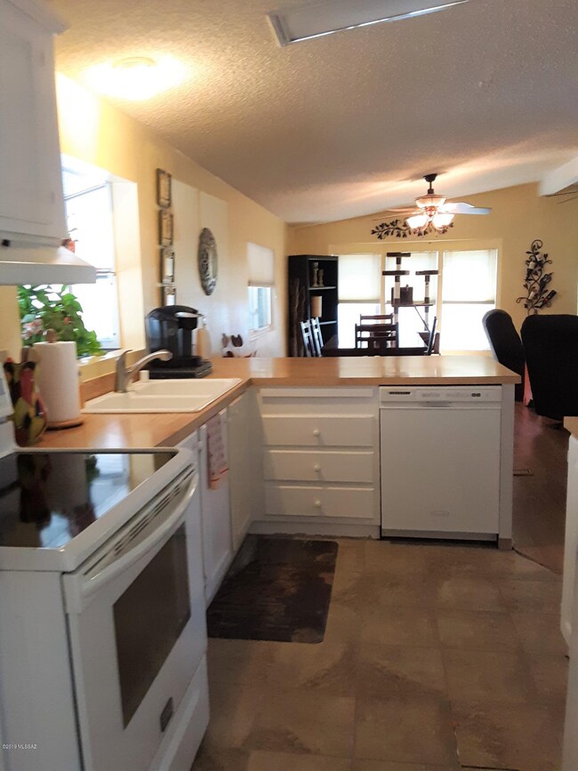 Kitchen 2