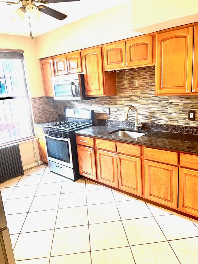 231 Arlington Ave, Jersey City, NJ 07305 - photo 4