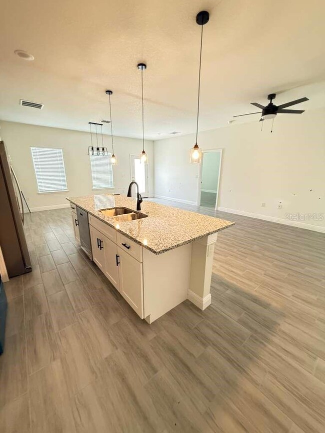 1315 Congo Dr, Poinciana, FL 34759 - photo 4