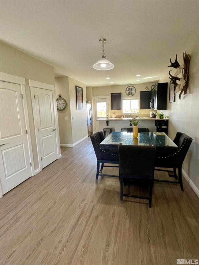 5296 Schreiner Dr, Winnemucca, NV 89445 - photo 4