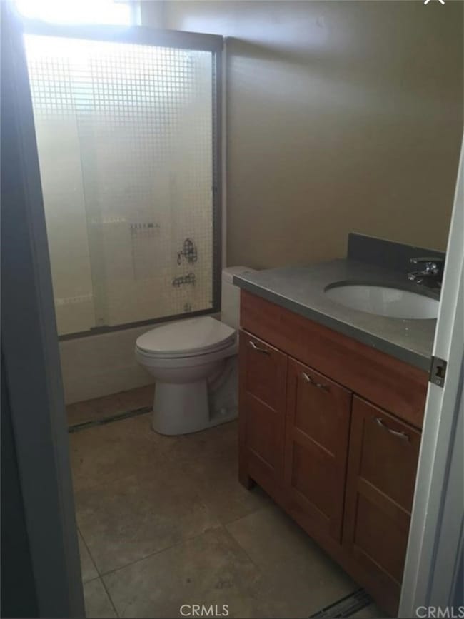 795 W Palm St, Compton, CA 90220 - photo 2