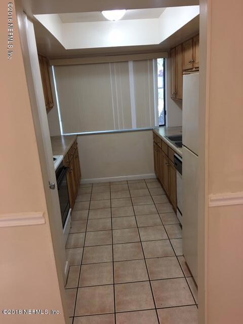 734 Oaks Field Rd unit I4-2, Jacksonville, FL 32211 - photo 2