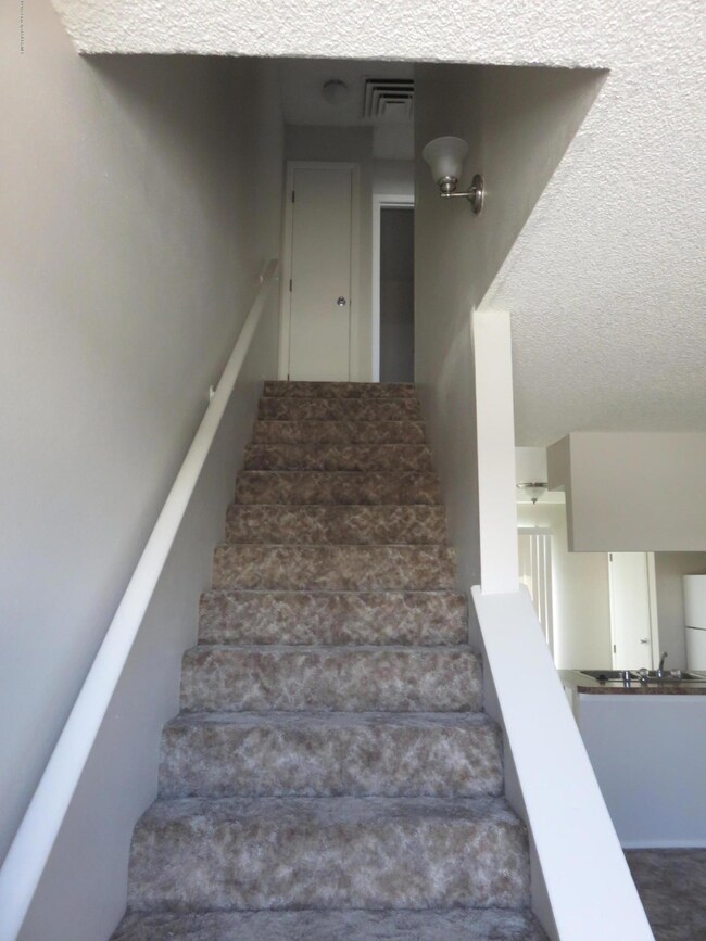 2804 La Habra St, Farmington, NM 87401 - photo 6