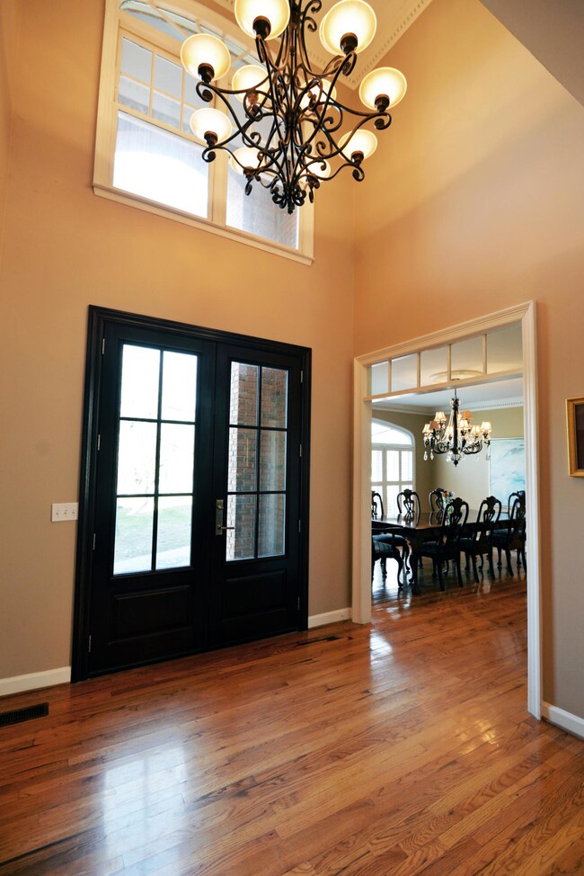 Foyer (vertical)
