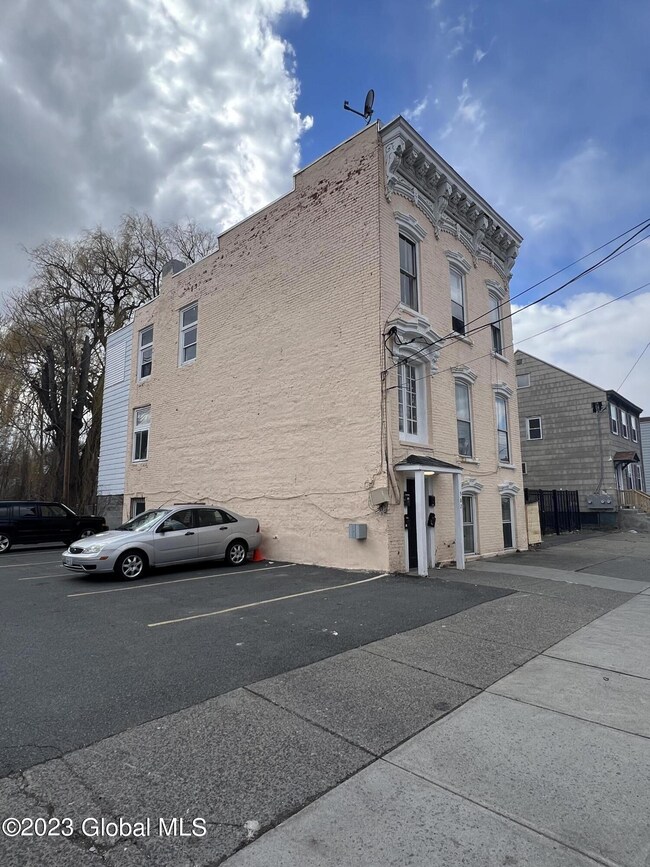 502 Clinton Ave, Albany, NY 12206 - photo 4