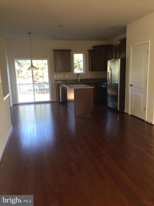 608 Warbler's Perch Way, Glen Burnie, MD 21060 - photo 4