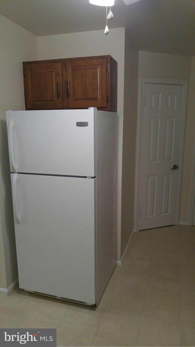 9823 Whiskey Run, Laurel, MD 20723 - photo 6