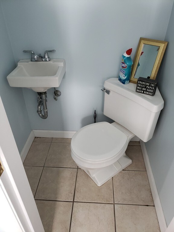 21 Candlewood Dr, Greenville, RI 02828 - photo 5