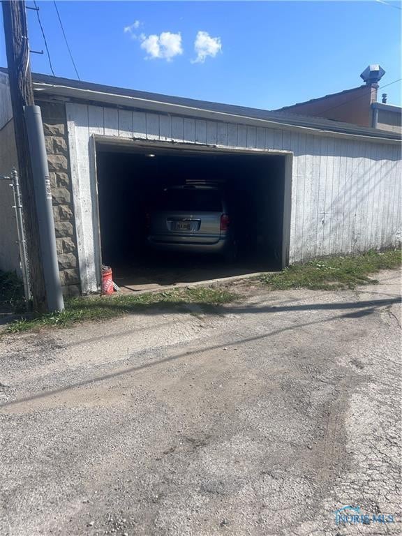 GARAGE WITH DOOR UP