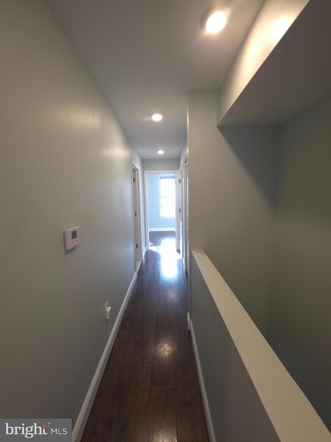 1135 W Somerset St unit 2, Philadelphia, PA 19133 - photo 6