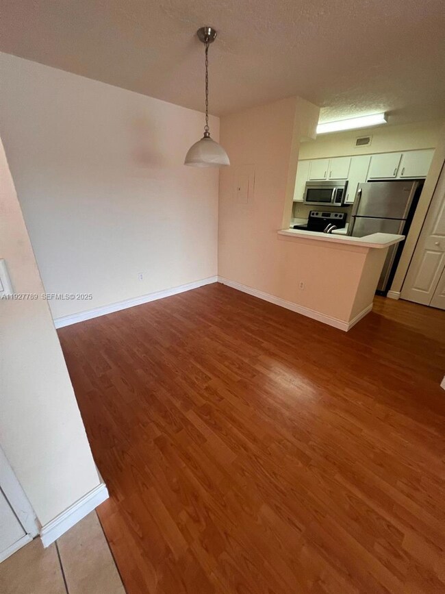 2880 N Oakland Forest Dr unit 209, Oakland Park, FL 33309 - photo 2