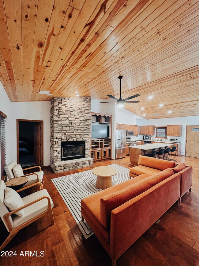 980 E Lauren Ct, Show Low, AZ 85901 - photo 4