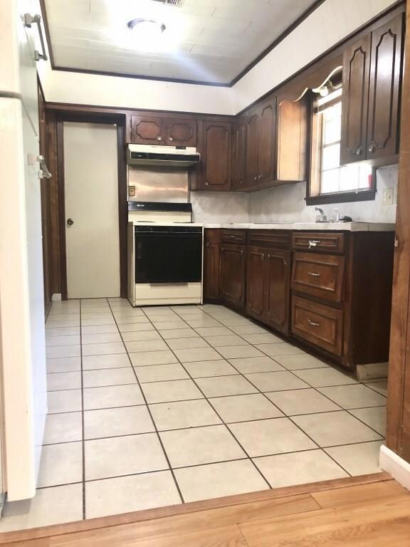 802 Loree St unit /2, Vinton, LA 70668 - photo 6