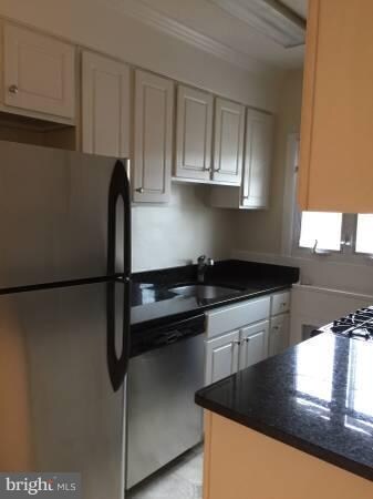 4751 21st Rd N unit 8, Arlington, VA 22207 - photo 3