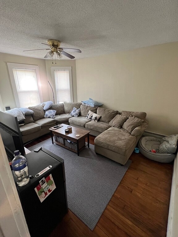 49 Middle St unit 3, Boston, MA 02127 - photo 4