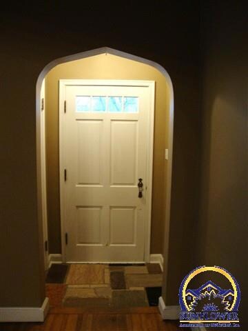 1911 SW Webster Ave, Topeka, KS 66604 - photo 2