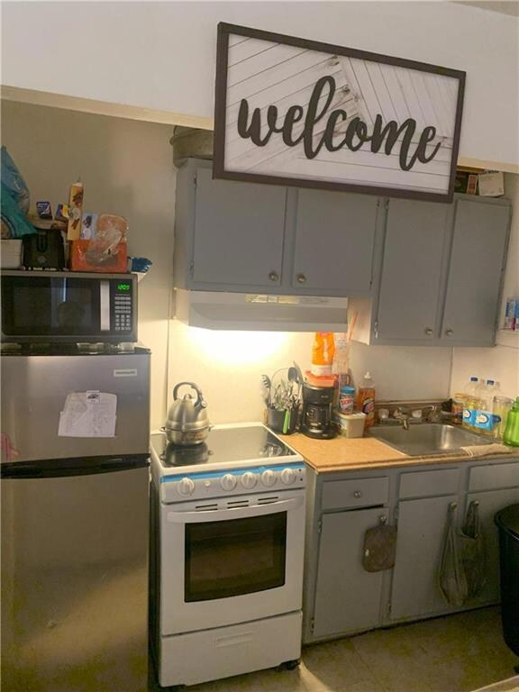 Unit 3 Kitchen