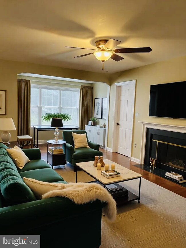 12 Normandy Square Ct unit 3AE, Silver Spring, MD 20906 - photo 3