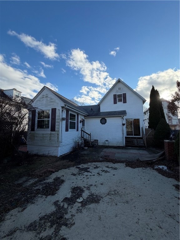 121 Samuel Ave, Pawtucket, RI 02860 - photo 4