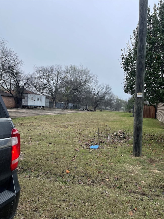 227 Overlook Dr, Red Oak, TX 75154 - photo 2