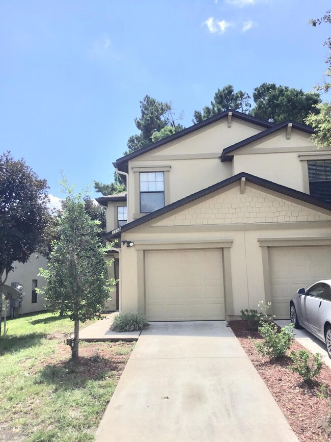 7748 Playschool Ln, Jacksonville, FL 32210 - photo 2