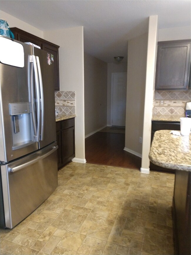 10314 Dalehurst Ct, Houston, TX 77075 - photo 3