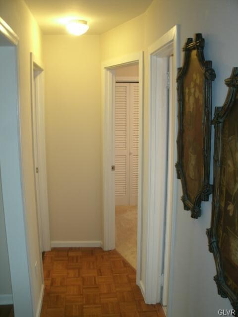 1524 Dale Ln, Bethlehem, PA 18018 - photo 3