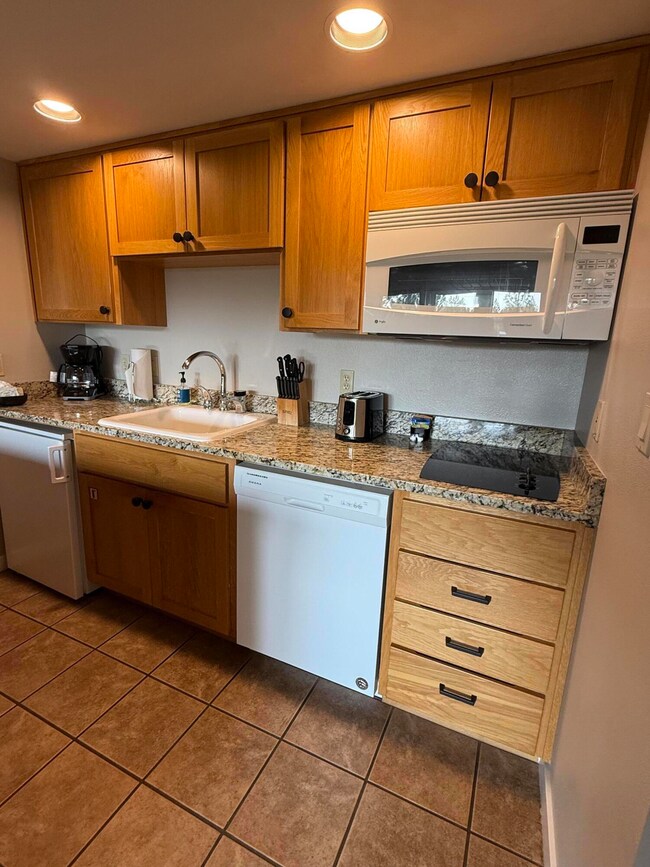 18575 SW Century Dr unit 1537B / 682, Bend, OR 97702 - photo 5