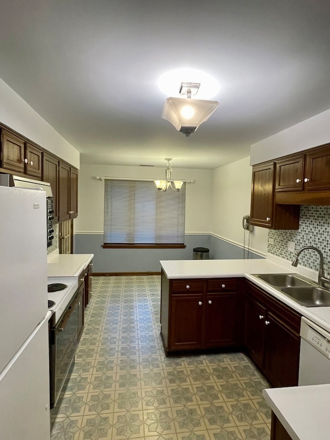 7800 W Foresthill Ln unit 104C, Palos Heights, IL 60463 - photo 4