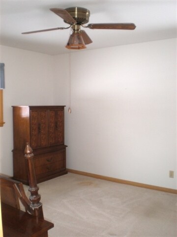 W6076 Hackbarth Rd, Fort Atkinson, WI 53538 - photo 4