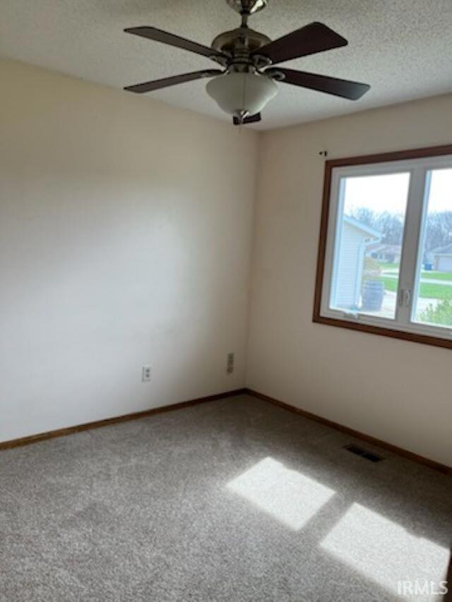 13419 Wheat Mill Ct, Grabill, IN 46741 - photo 6