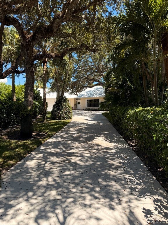 910 Windsong Way, Vero Beach, FL 32963 - photo 4