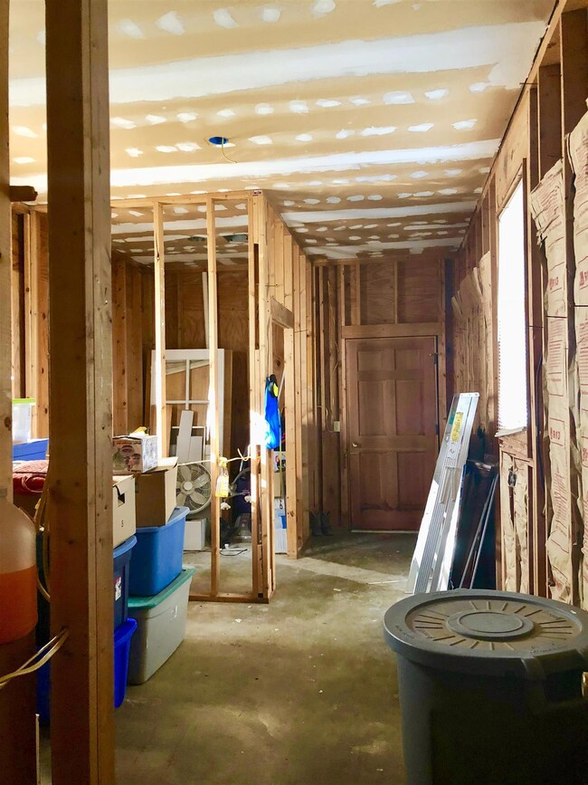 309 Hickory Dr, Shelbyville, TN 37160 - photo 5