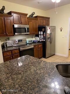 Grand Manor6