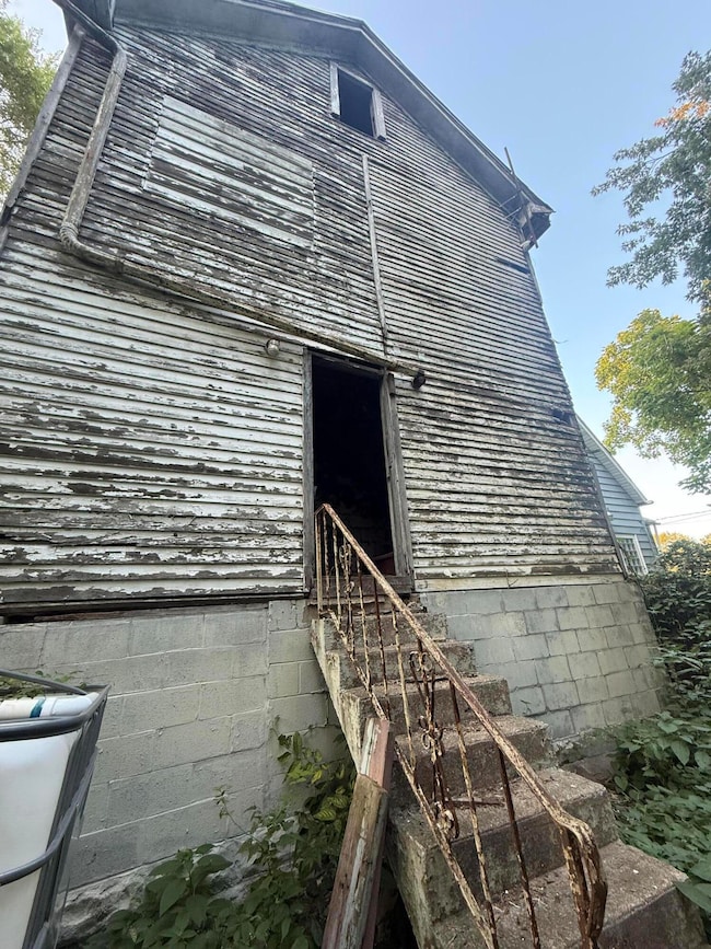 1241 W 17th Ave, Gary, IN 46407 - photo 6