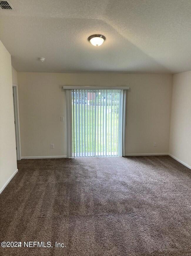 9112 Tapper Ct, Jacksonville, FL 32211 - photo 6