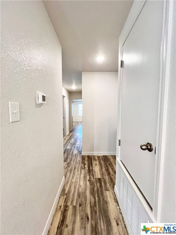 301 Dolphin Dr, Temple, TX 76501 - photo 7