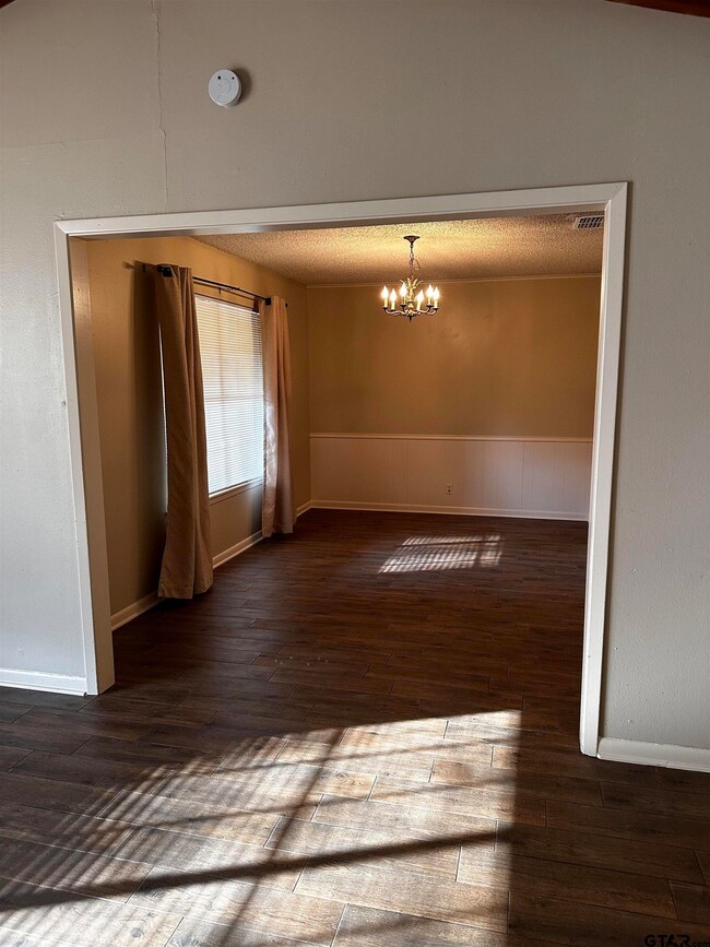 4114 S Park Dr, Tyler, TX 75703 - photo 3