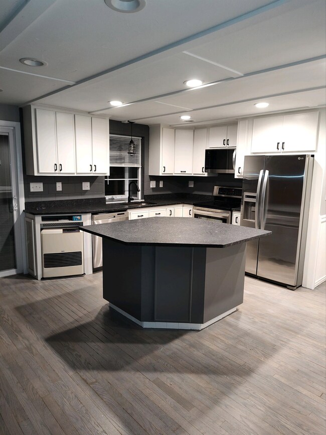 30 Granite Dr, North Hampton, NH 03862 - photo 6