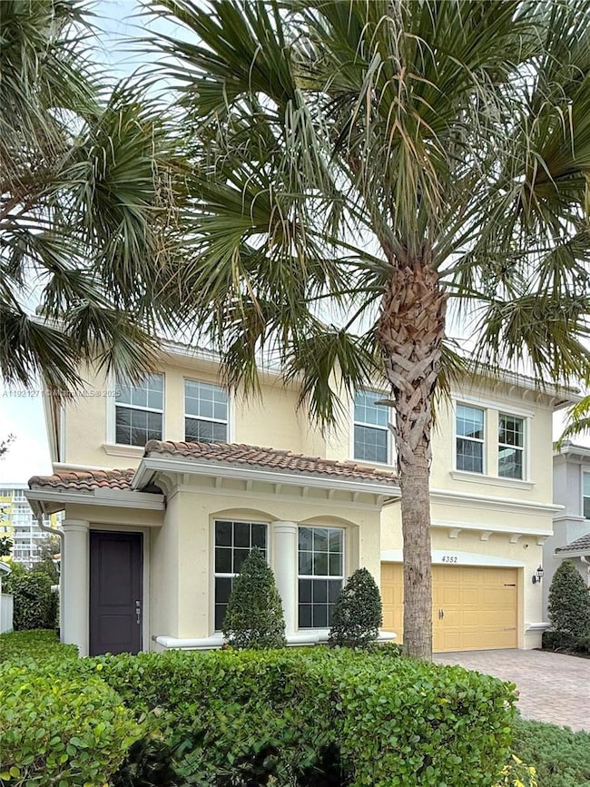 4352 Large Leaf Ln, Hollywood, FL 33021 - photo 3