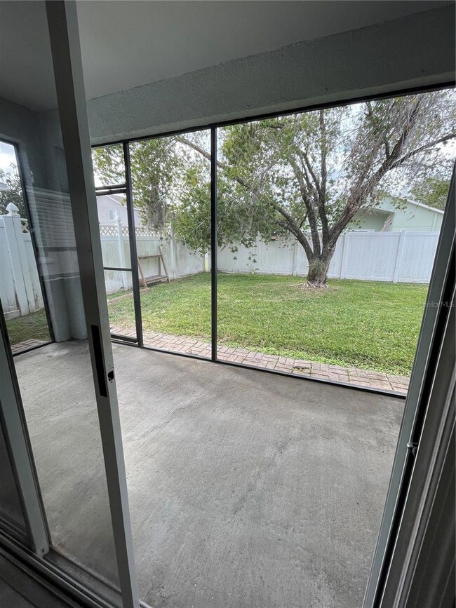 4939 Woodmere Rd, Land O Lakes, FL 34639 - photo 4